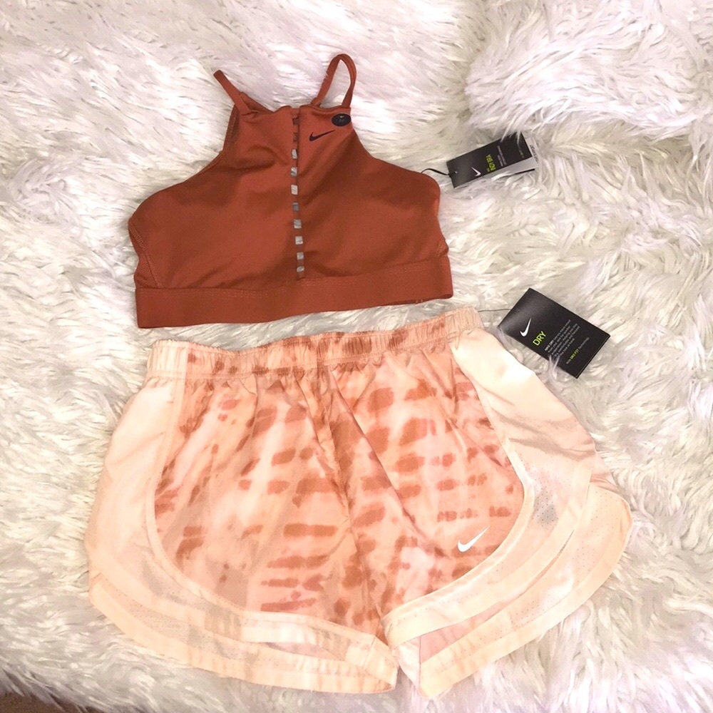 Nike Sports Bra/Shorts 2 piece Set